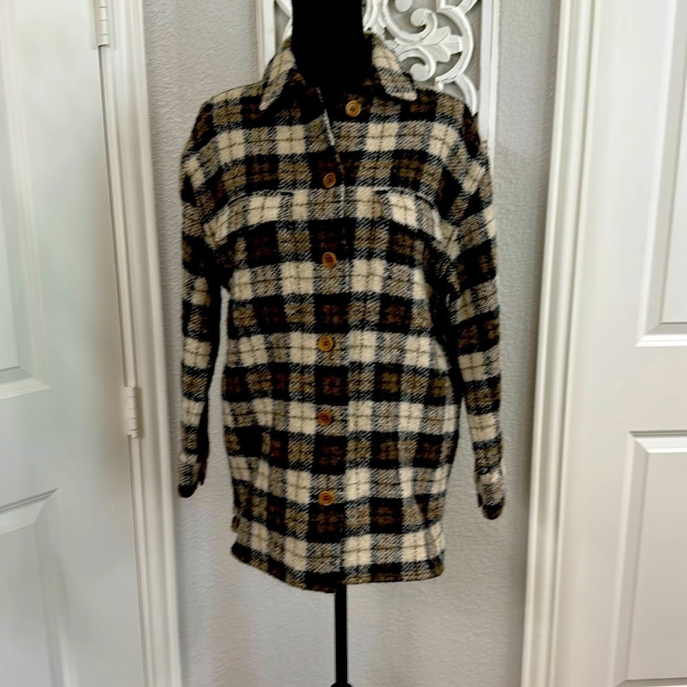 Banana Republic Women’s Oversized Plaid Jacket Shirt
